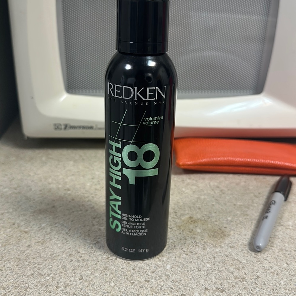 never used redken stay high 18